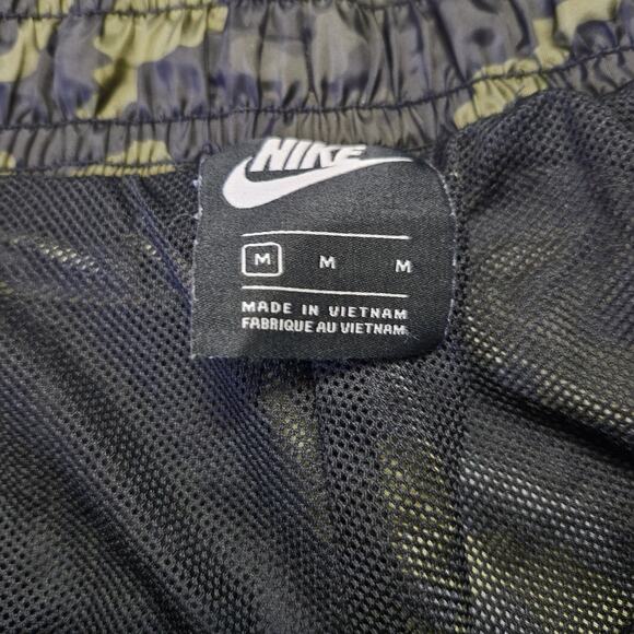 Nike RARE Nylon Pants Green Camo Sweatpants Joggers Size Large - Picture 2 of 5